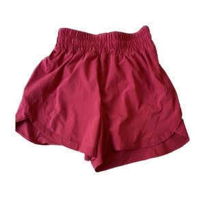 Track That High-Rise Short Lined